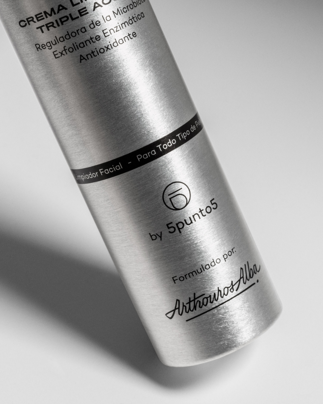 Crema Limpiadora Triple Acción