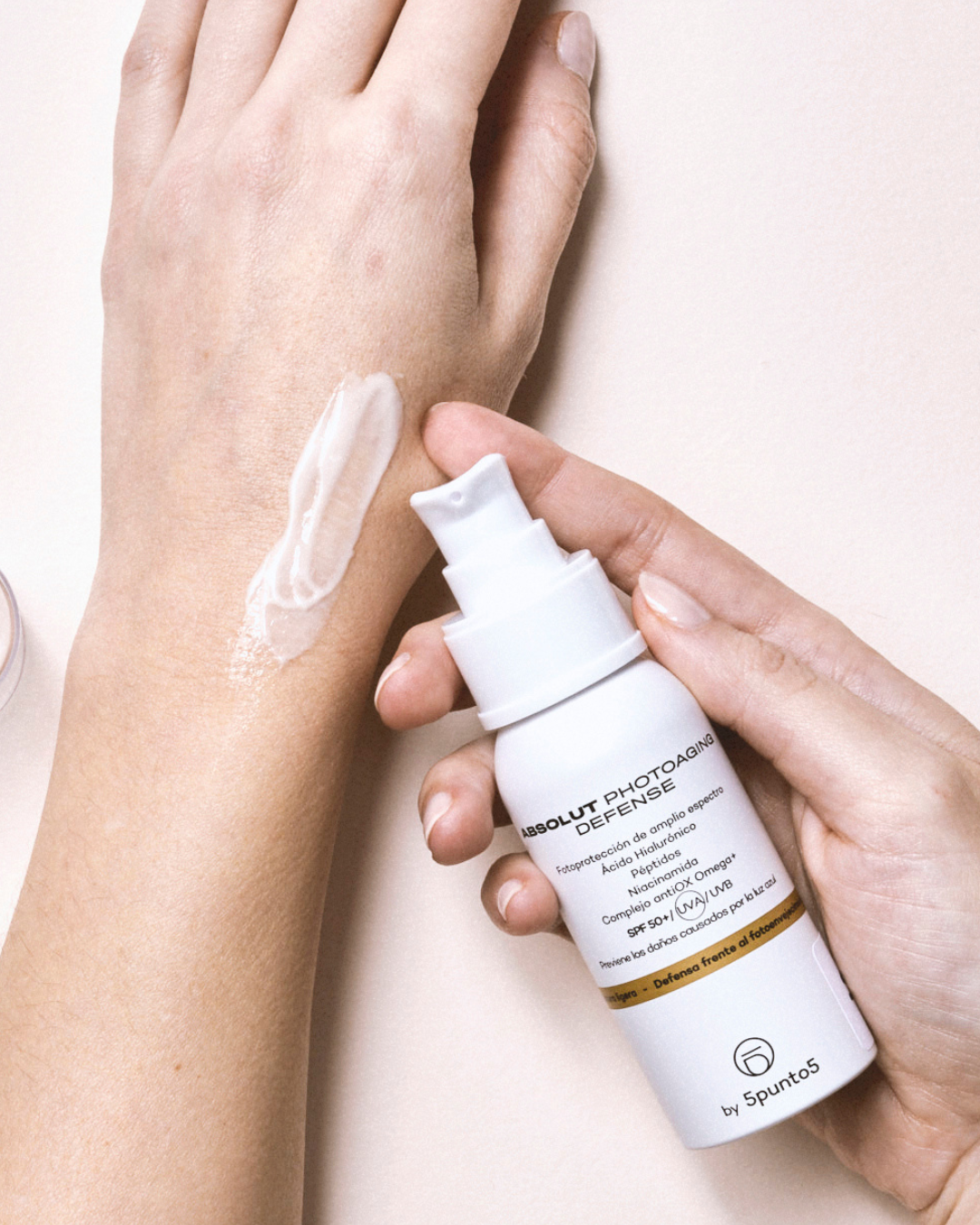 Absolut Photoaging Defense