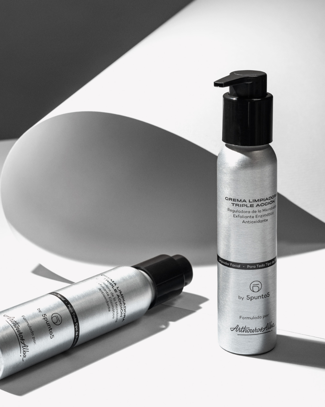 Crema Limpiadora Triple Acción